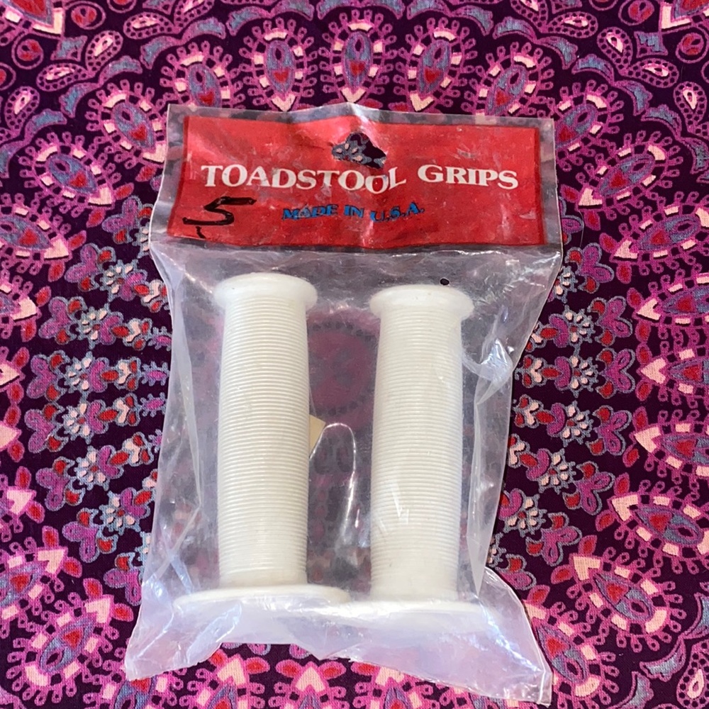 Vintage NOS ODI Toadstool BMX grips. OS